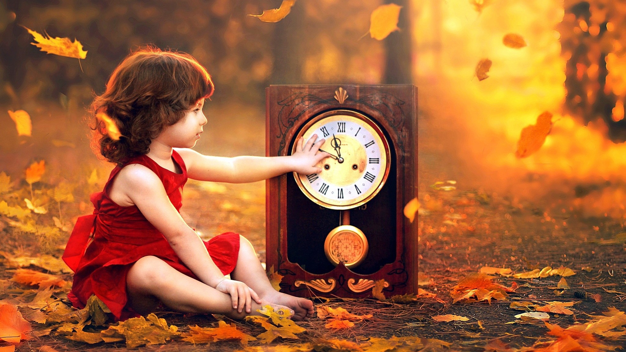 Girl Watch And Autumn Leaves Wallpapers - 2048x1152 - 822903