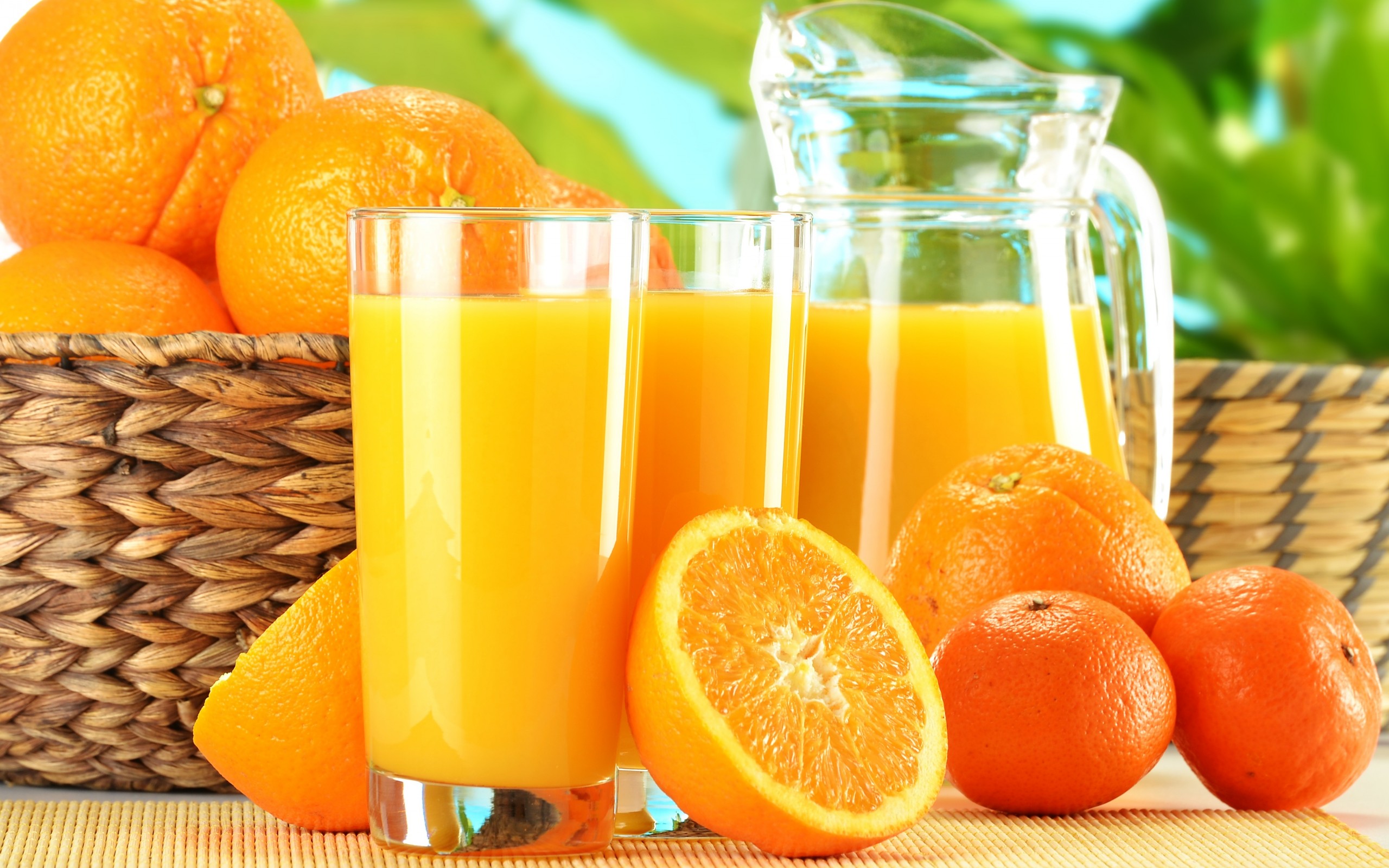 Squeeze Orange Juice Glass Wallpapers - 2560x1600 - 666329