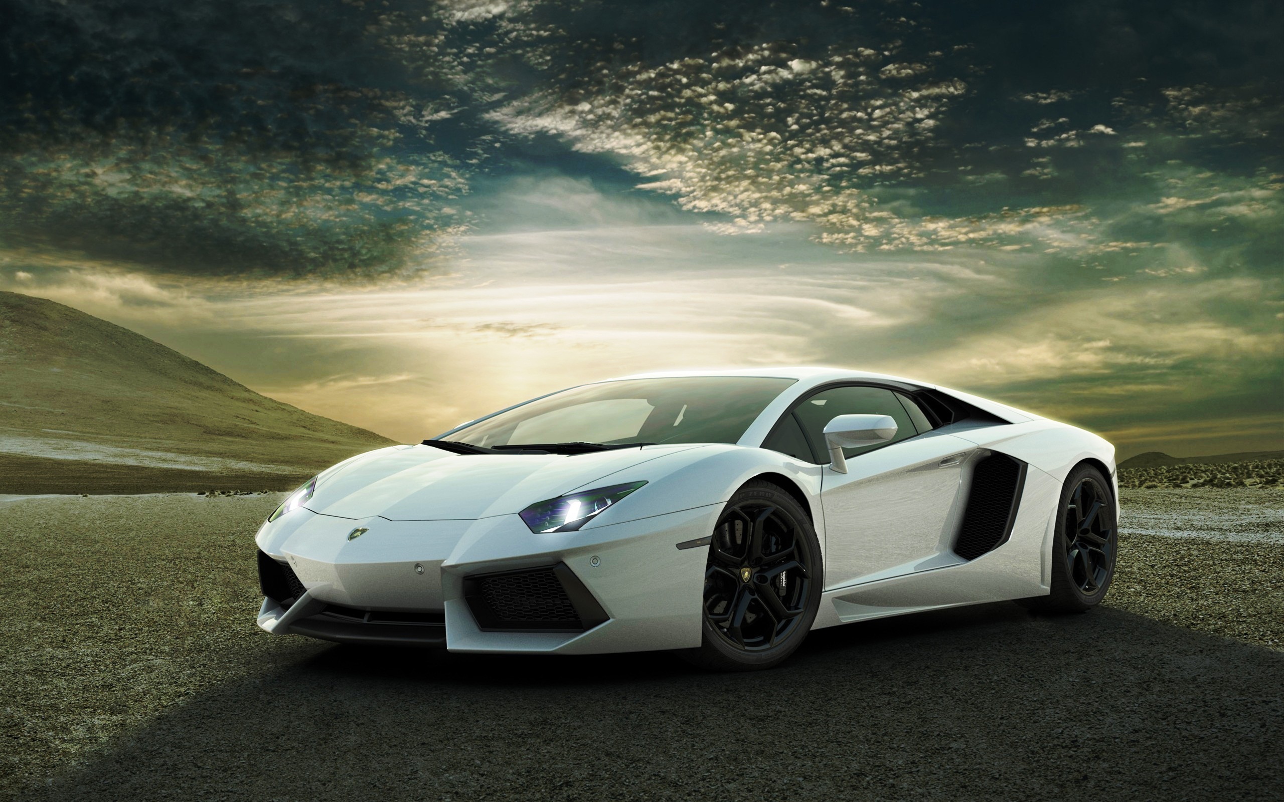 white_lamborghini_aventador-wide.jpg