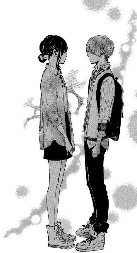 Tall girl manga. Tall+short Манга. Сузуме и мамура поцелуй. Аниме сплетни. Манга поцелуй мамура.