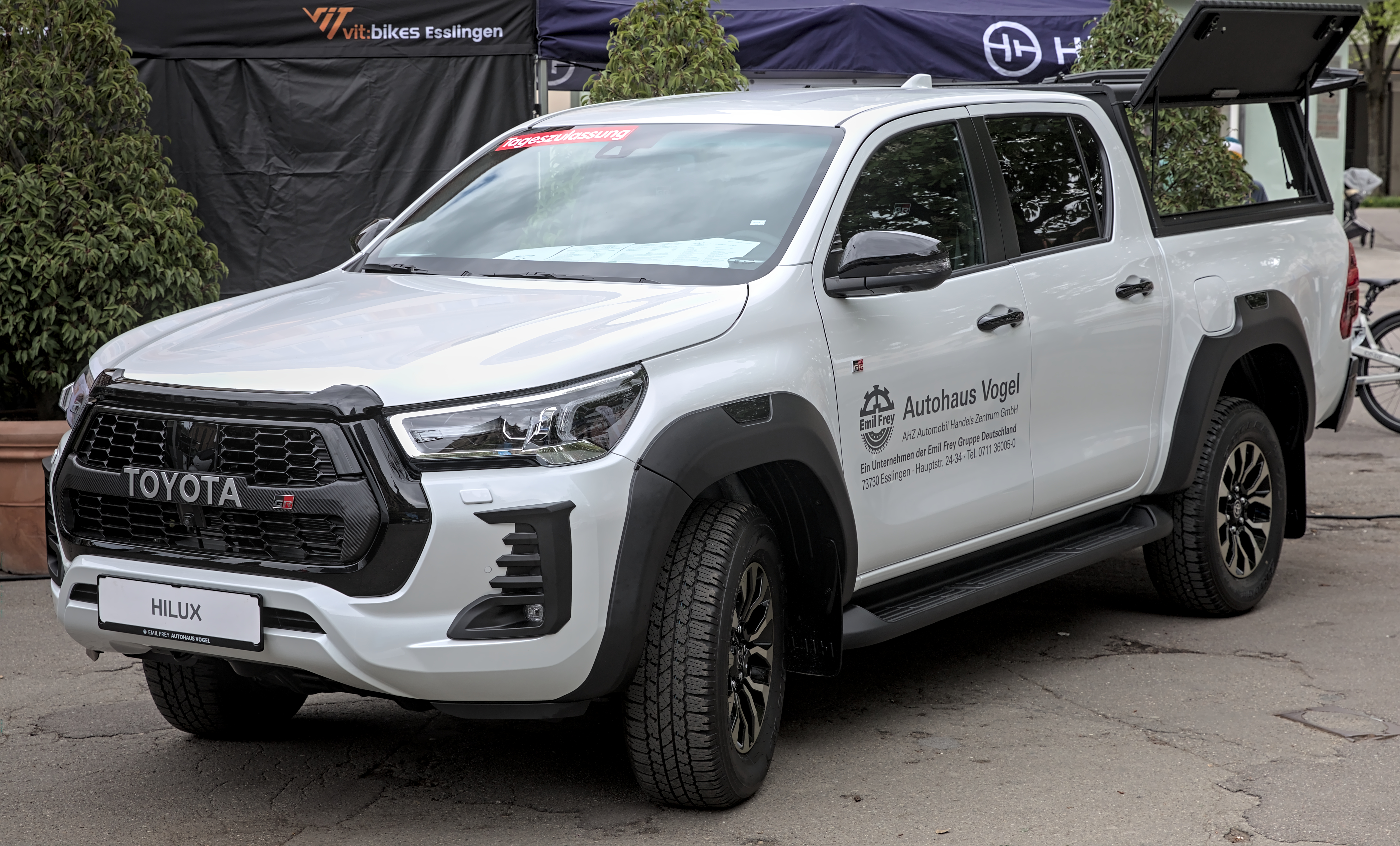 Filetoyota hilux gr sport xajpg