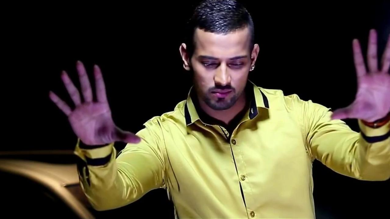 Garry sandhu during song banda ban ja