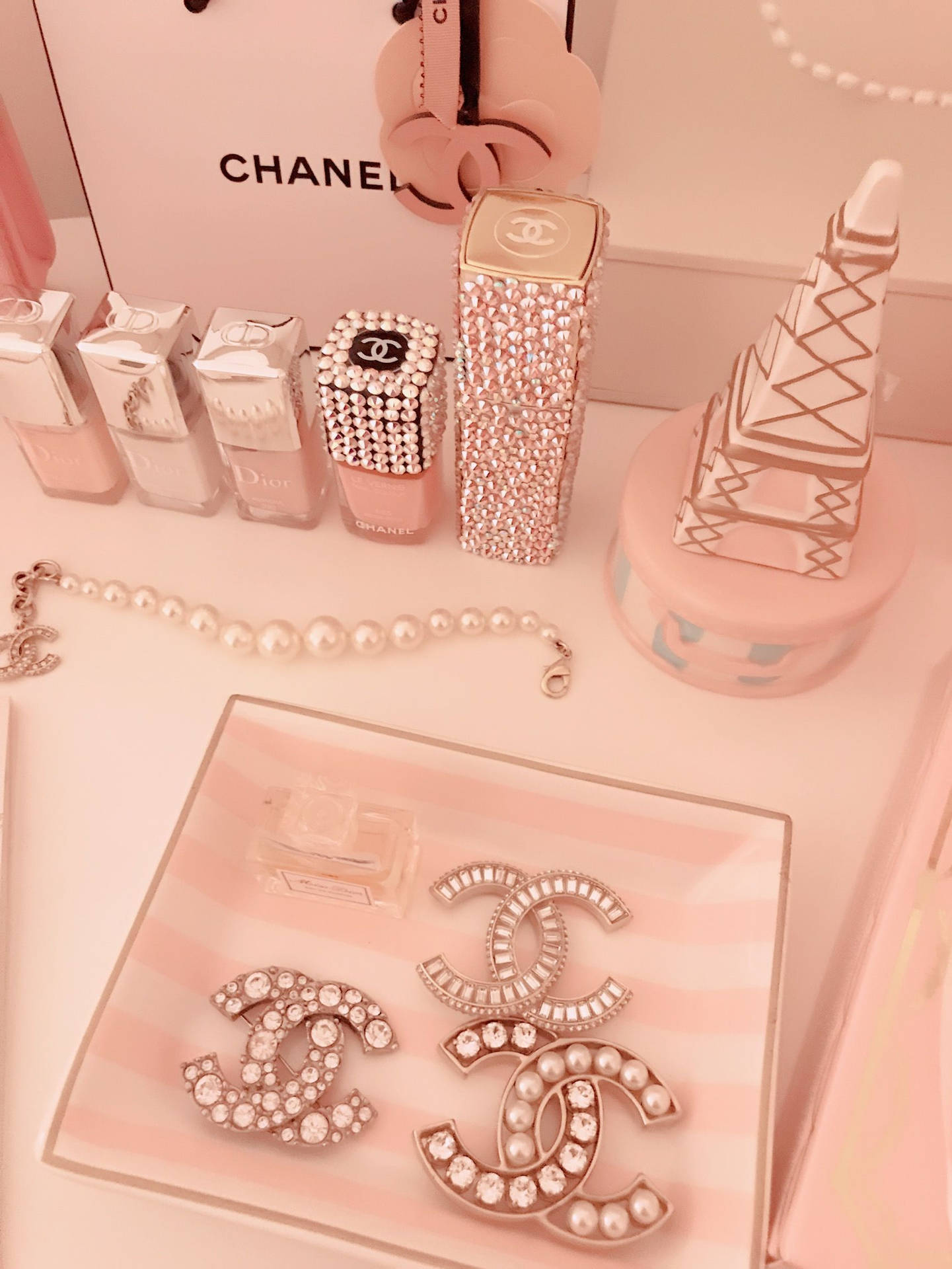 Download rose gold aesthetic chanel wallpaper