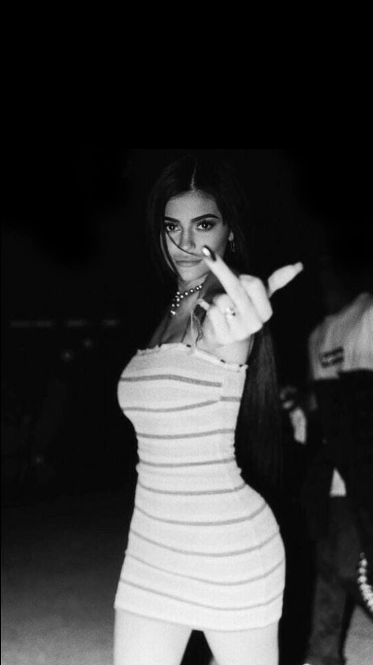 Kylie jenner wallpapers