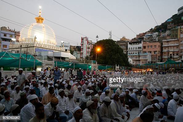 Ajmer sharif dargah photos and premium high res pictures