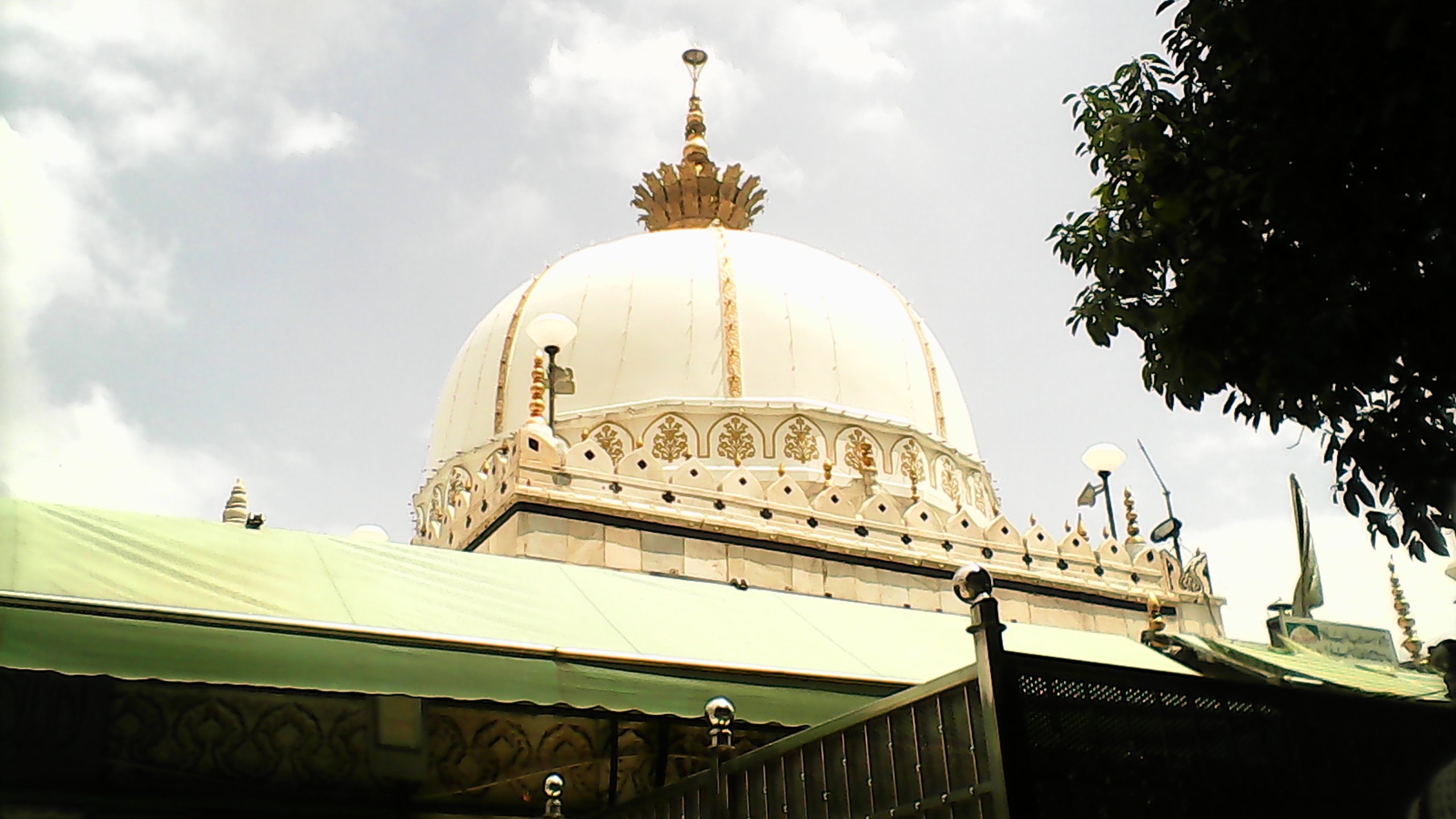 Hindu outfit claims ajmer shrine of khwaja moinuddin chisti was a temple deccan herald