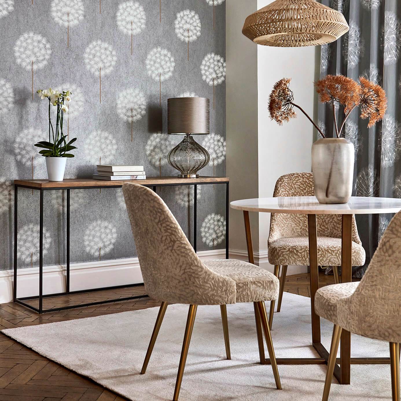 Amity silverchalk wallpaper by sanderson design