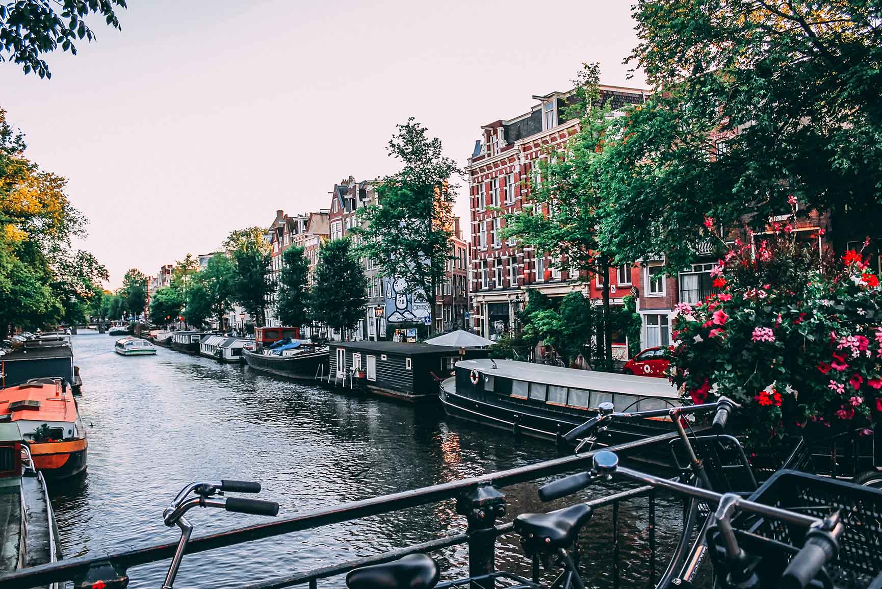 Iphone xs wallpapers of the most beautiful city amsterdam preppy wallpapers