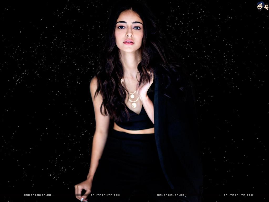 Ananya pandey wallpapers