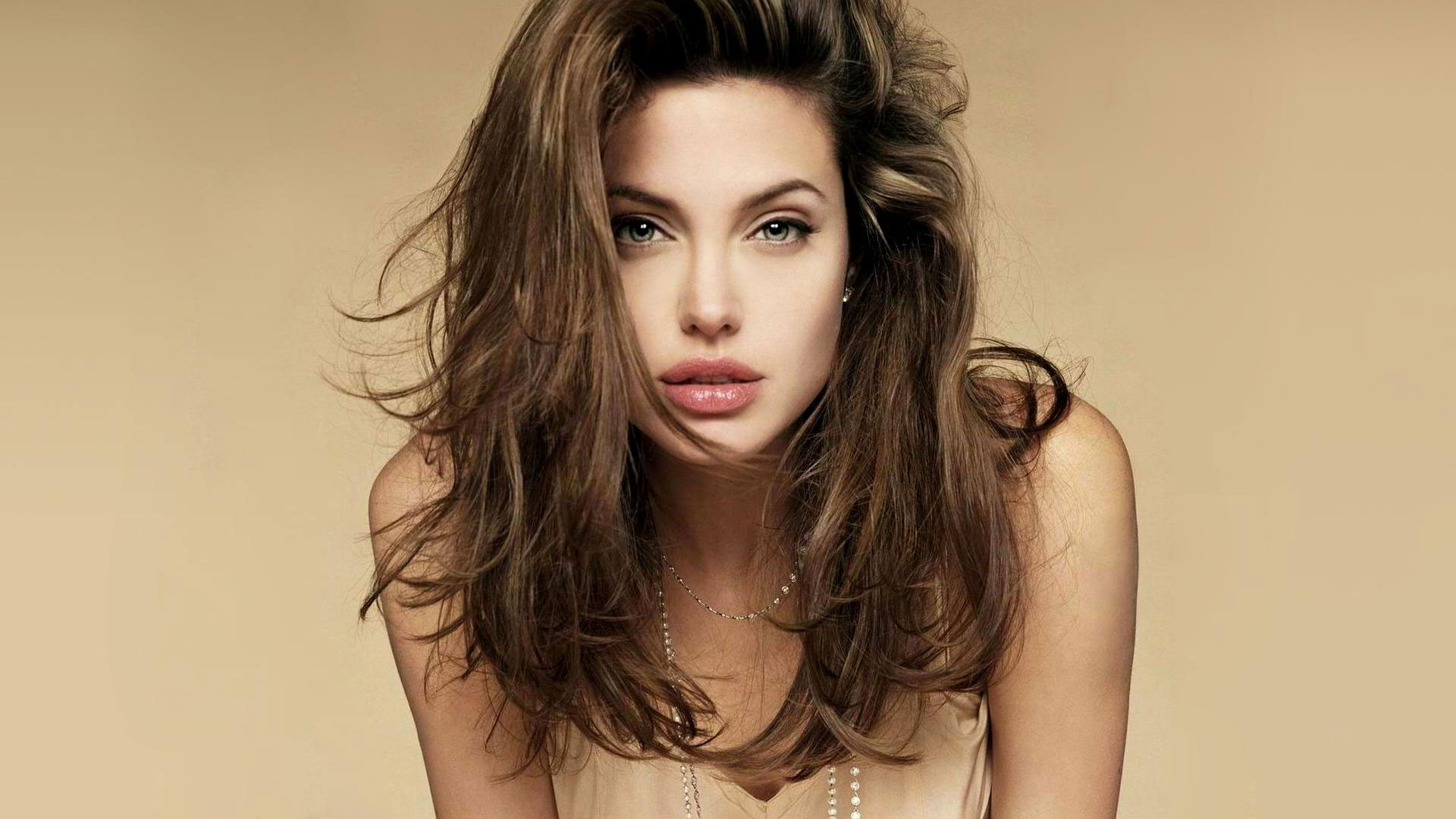 Angelina jolie hd papers and backgrounds