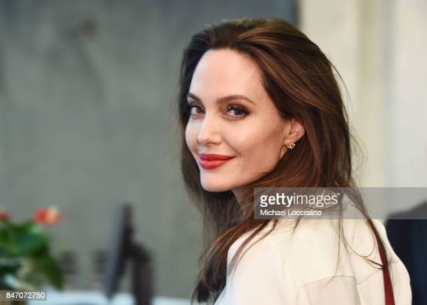 Angelina Jolie lauds passage of Violence Against Women Act, says 'We need  to do more