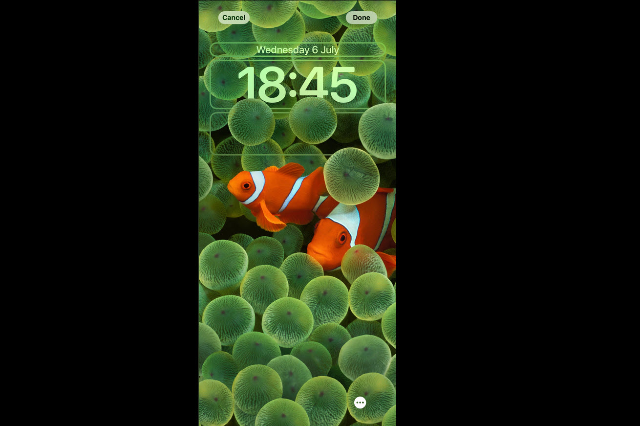 The iphones iconic and unreleased fish wallpaper is making a eback â