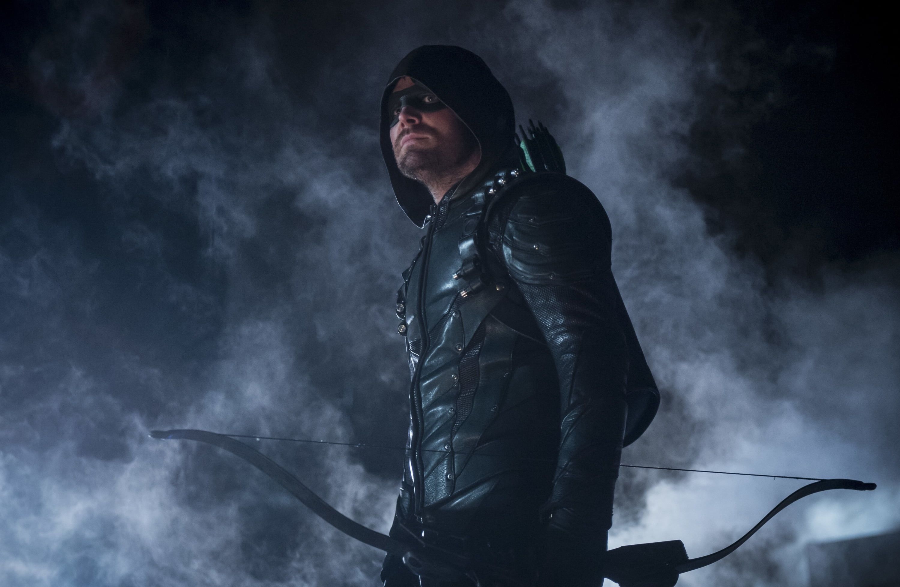 Green arrow arrow stephen amell oliver queen the cw k wallpaper hdwallpaper desktop green arrow arrow season stephen amell