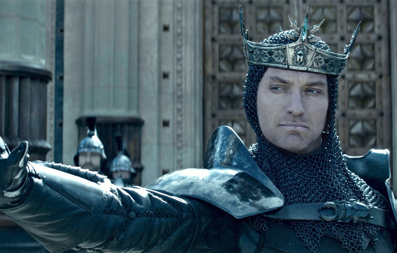 Wallpaper cinema armor crown man movie jude law film king king arthur legend of the sword vortigern king vortigern images for desktop section ñððñðñ