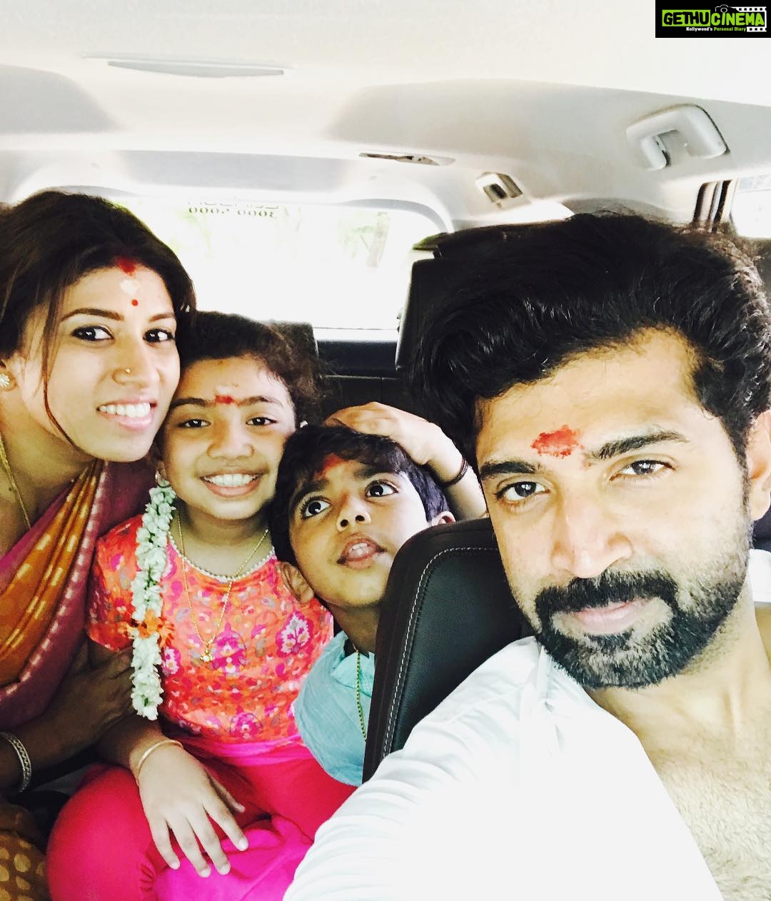 Arun vijay family hd wallpaper