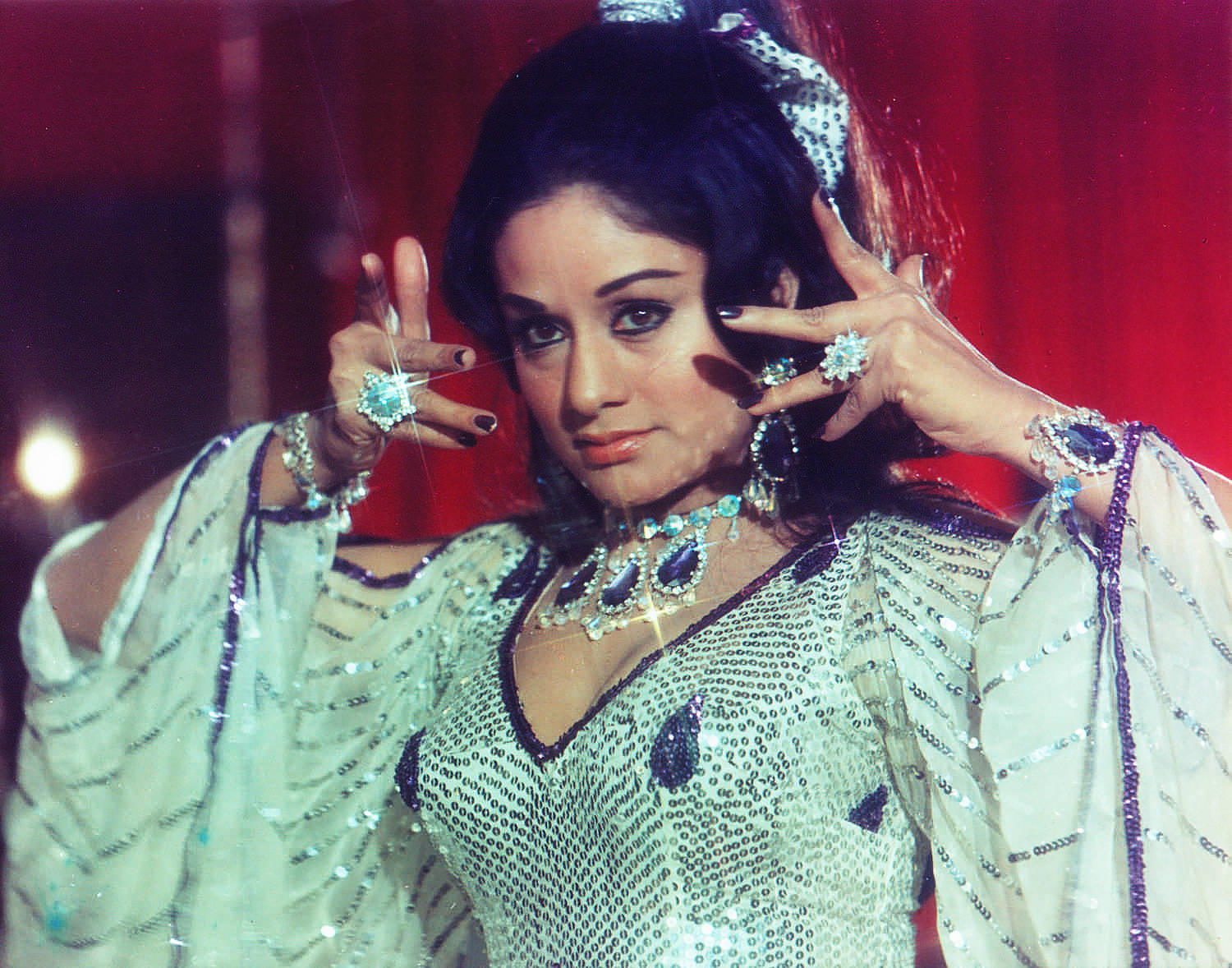 Download Free 100 + aruna irani wallpapers