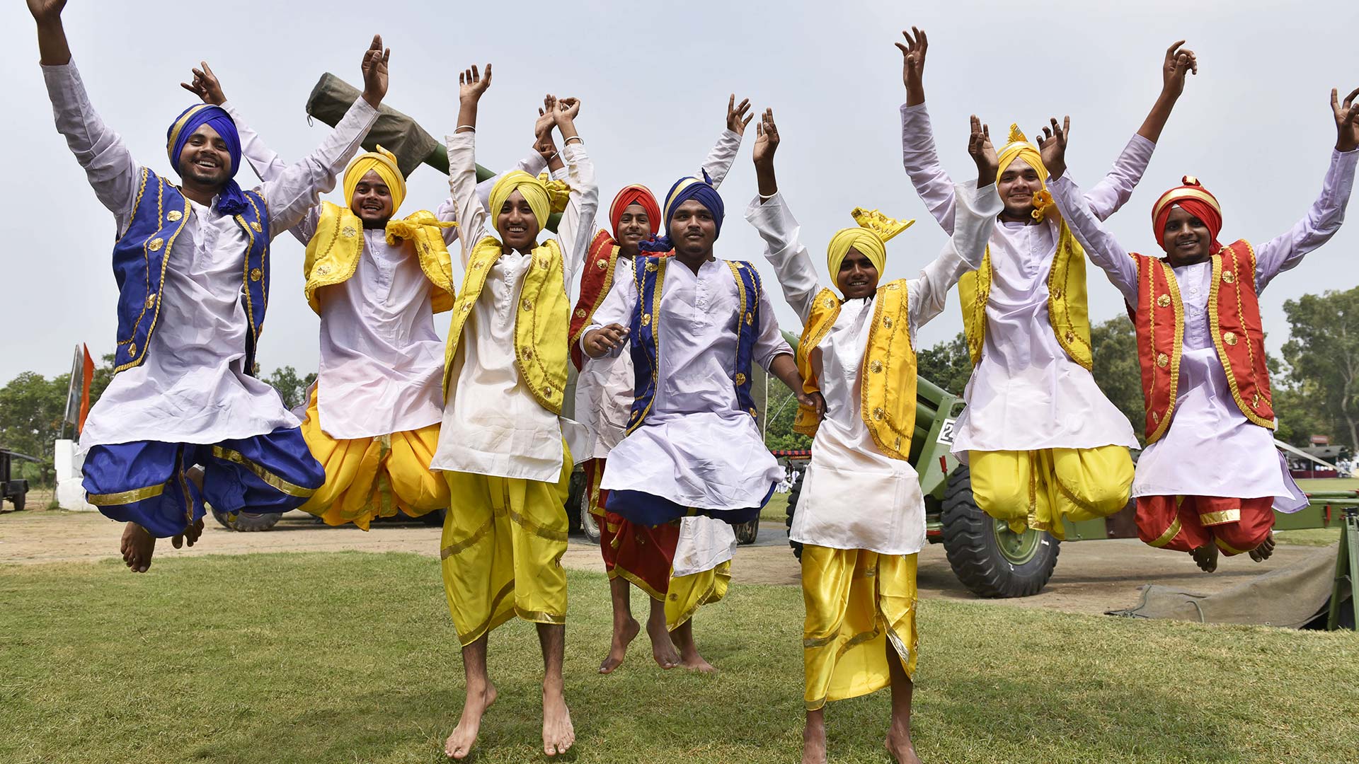 Bhangra at a basketball game yes it really did happen watch gq india