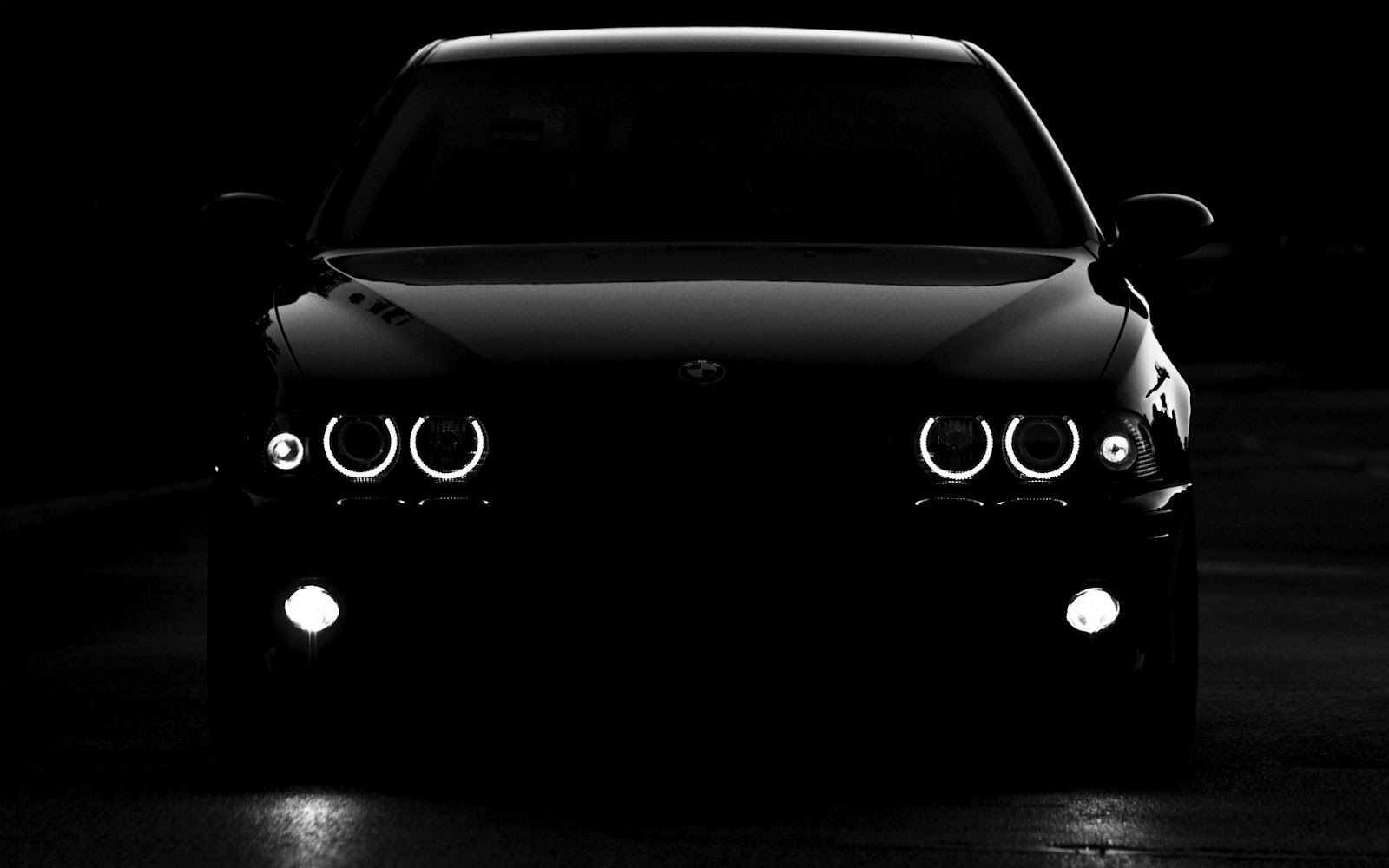 Black car wallpaper