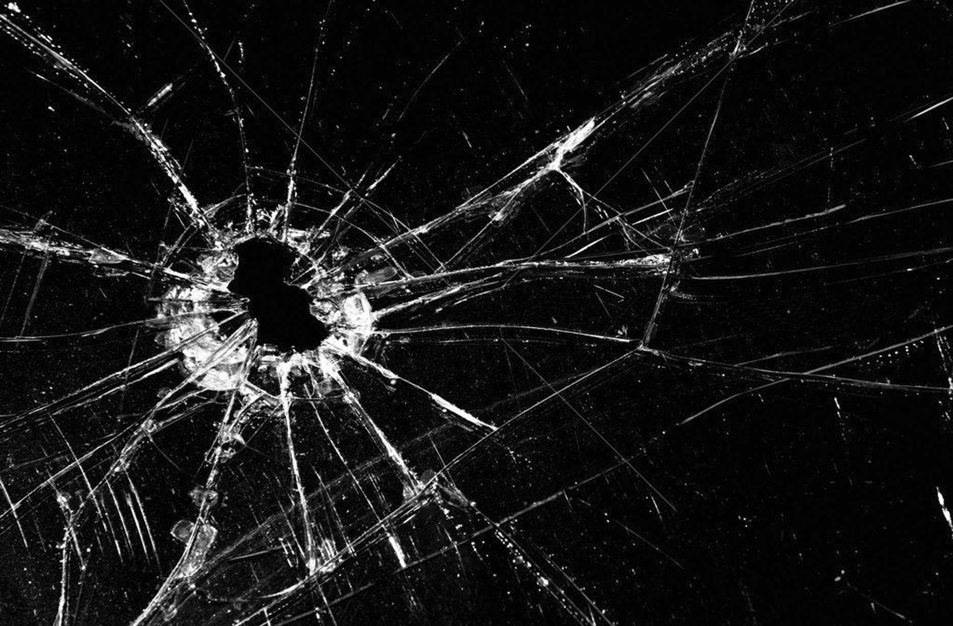 D broken glass wallpapers