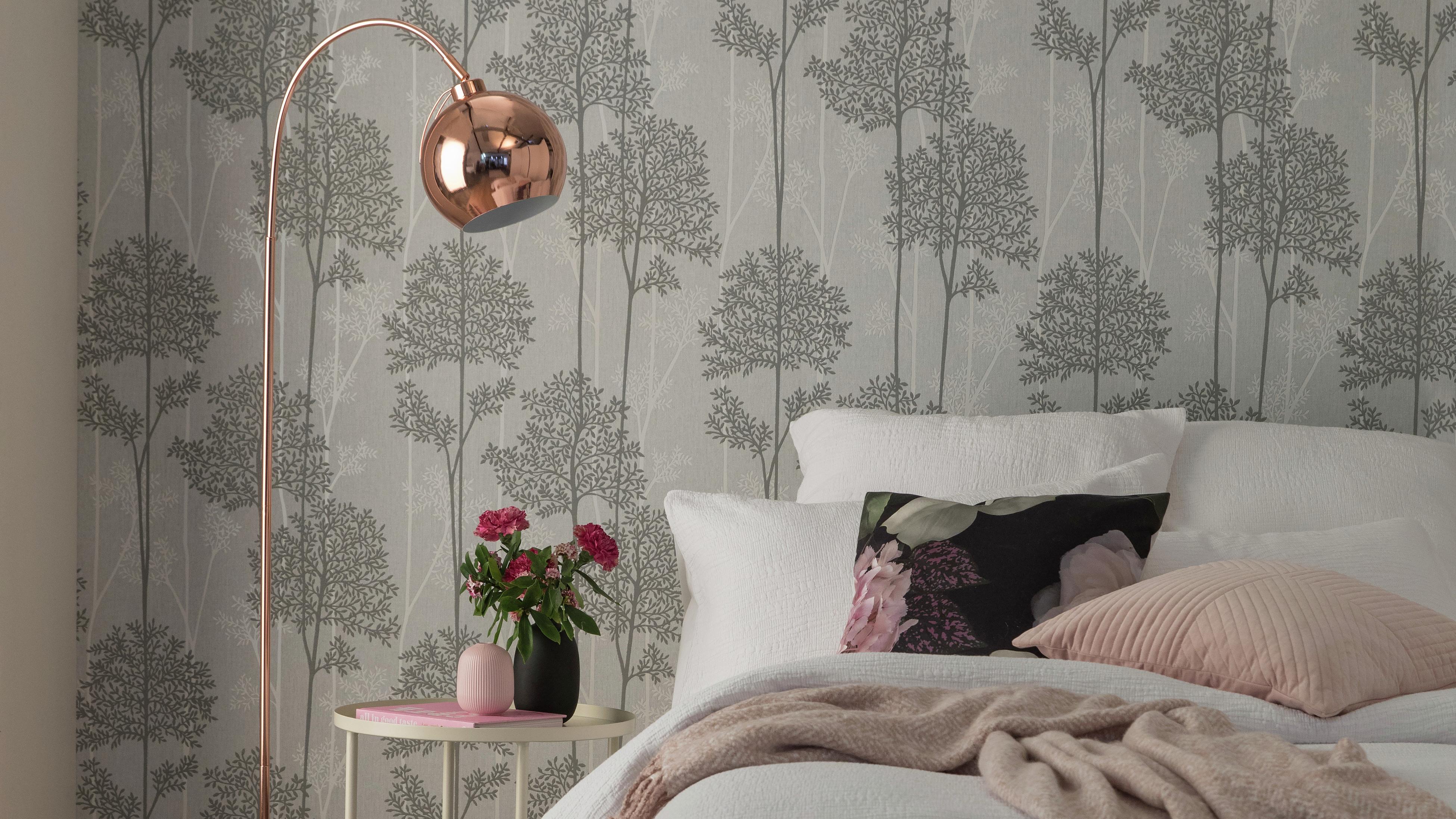 Transform your bedroom with wallpaper