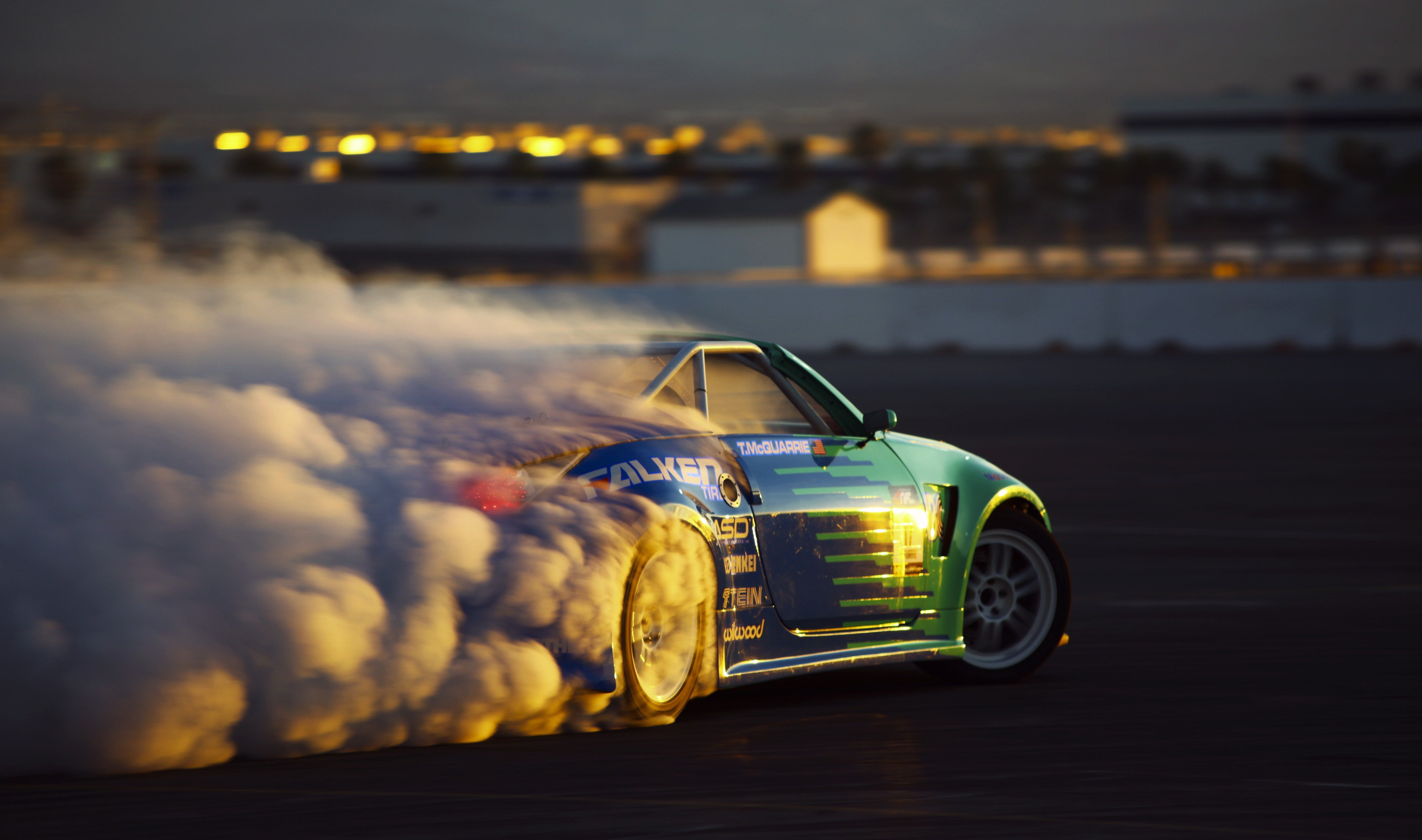 Car smoke burnout sports car sunlight k wallpaper hdwallpaper desktop sports wallpapers sports car car wallpapers