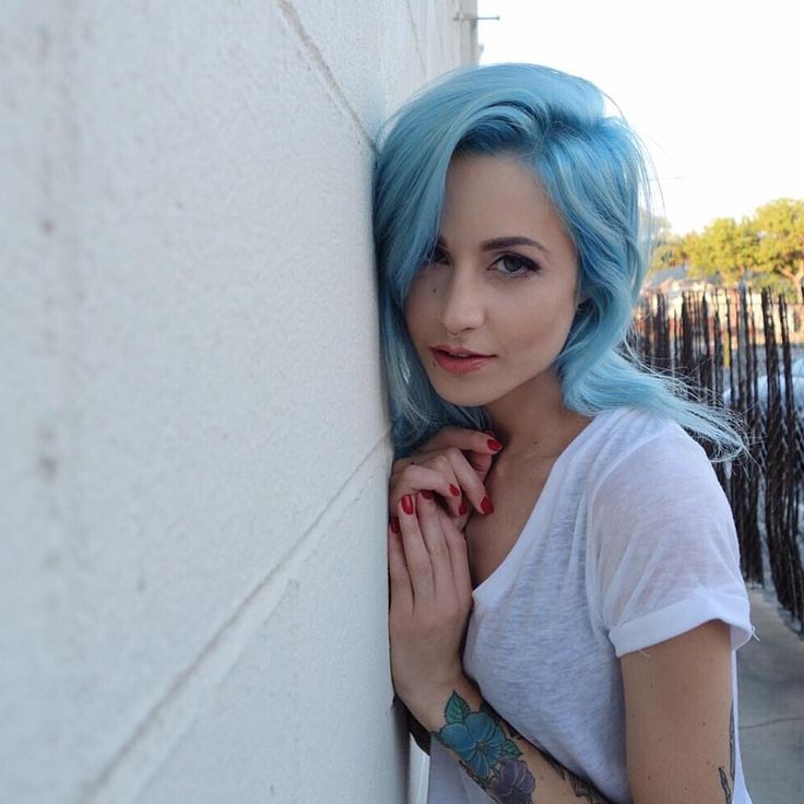 Carah faye blue hair pastel blue hair hair