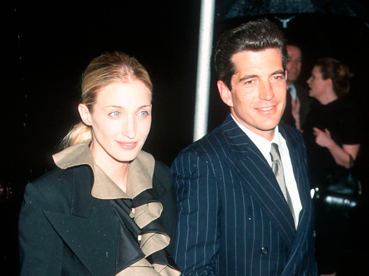 Best photos of jfk jr carolyn bessette â