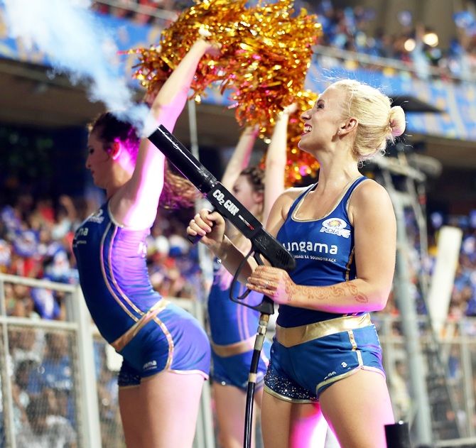 Photos ipl s cheergirls sizzle