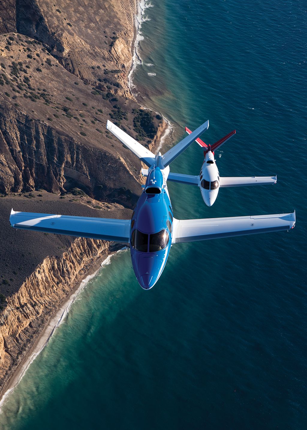 Vision jet cirrus makes it fly higher farther and quieter aircraft aviation private aircraft