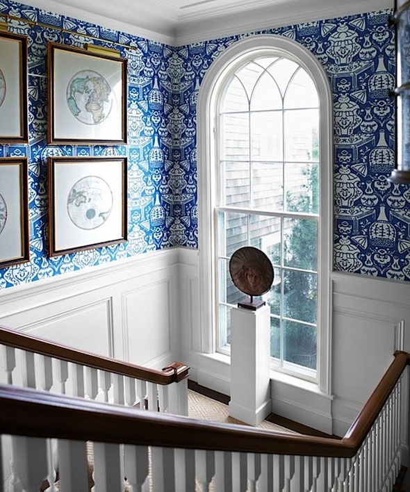 Clarence houses the vase wallpaper