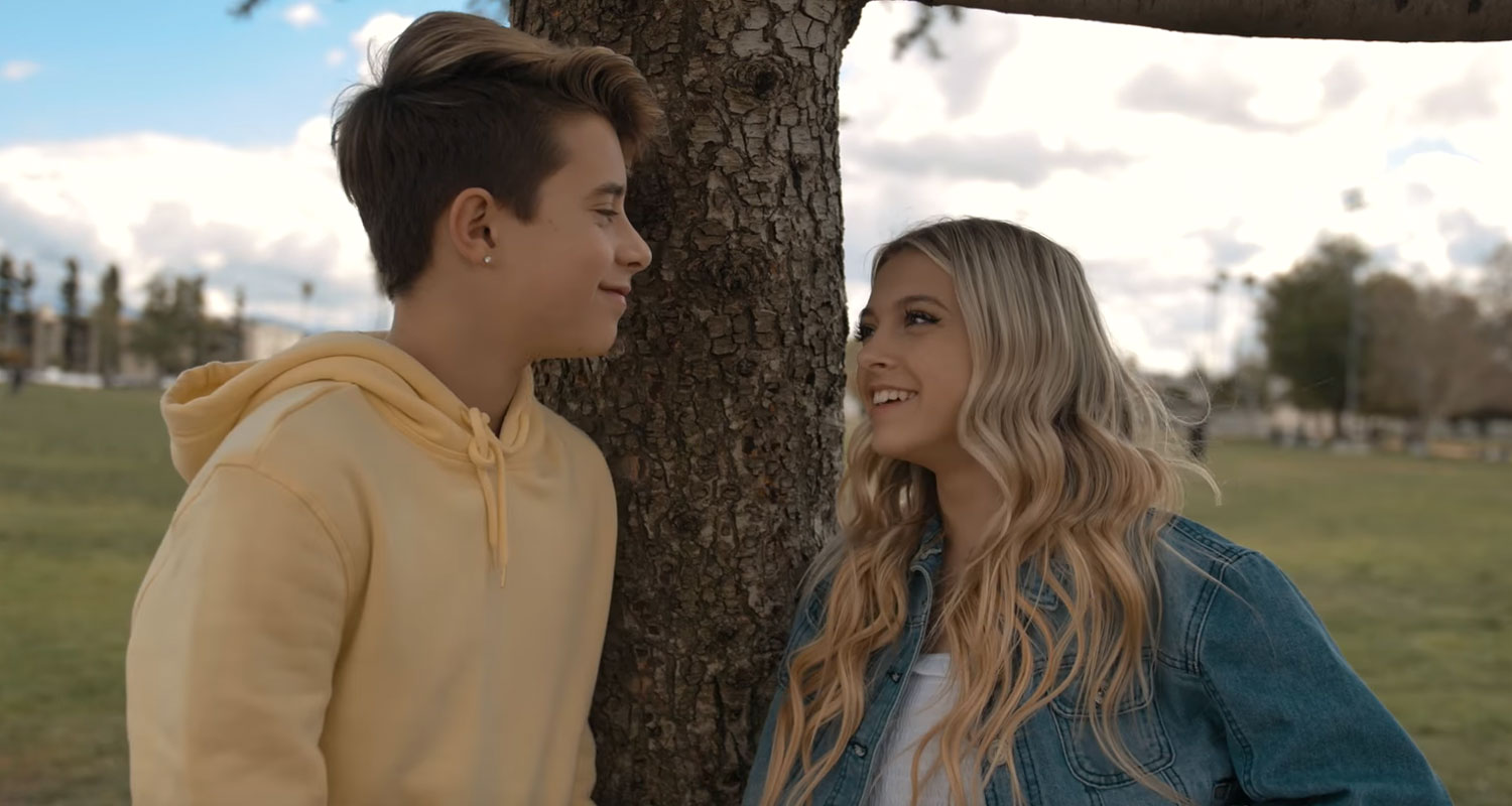 Coco quinn gavin magnus team up for feel me cover â watch coco quinn gavin magnus just jared jr