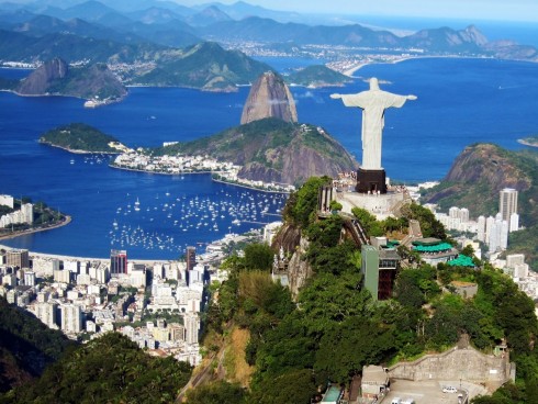 Brazil iconic statue on corcovado mountain in rio de janeiro hd fondos de pantalla imãgenes por maribel imãgenes espaãoles imãgenes