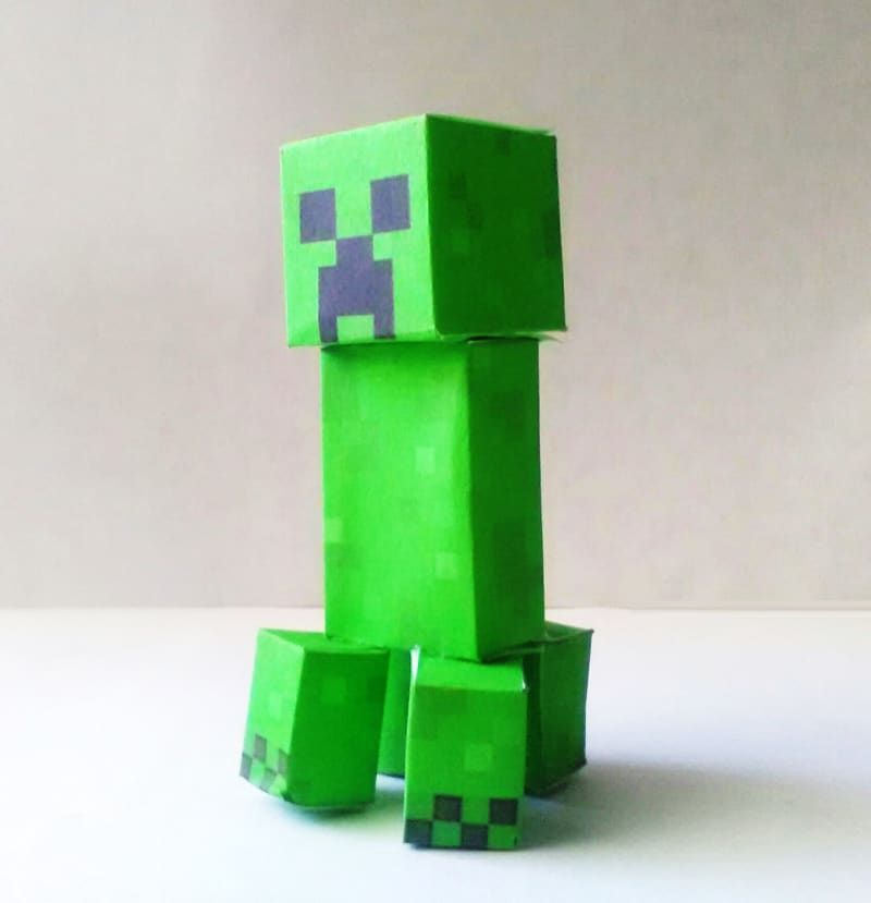 Pixel papercraft