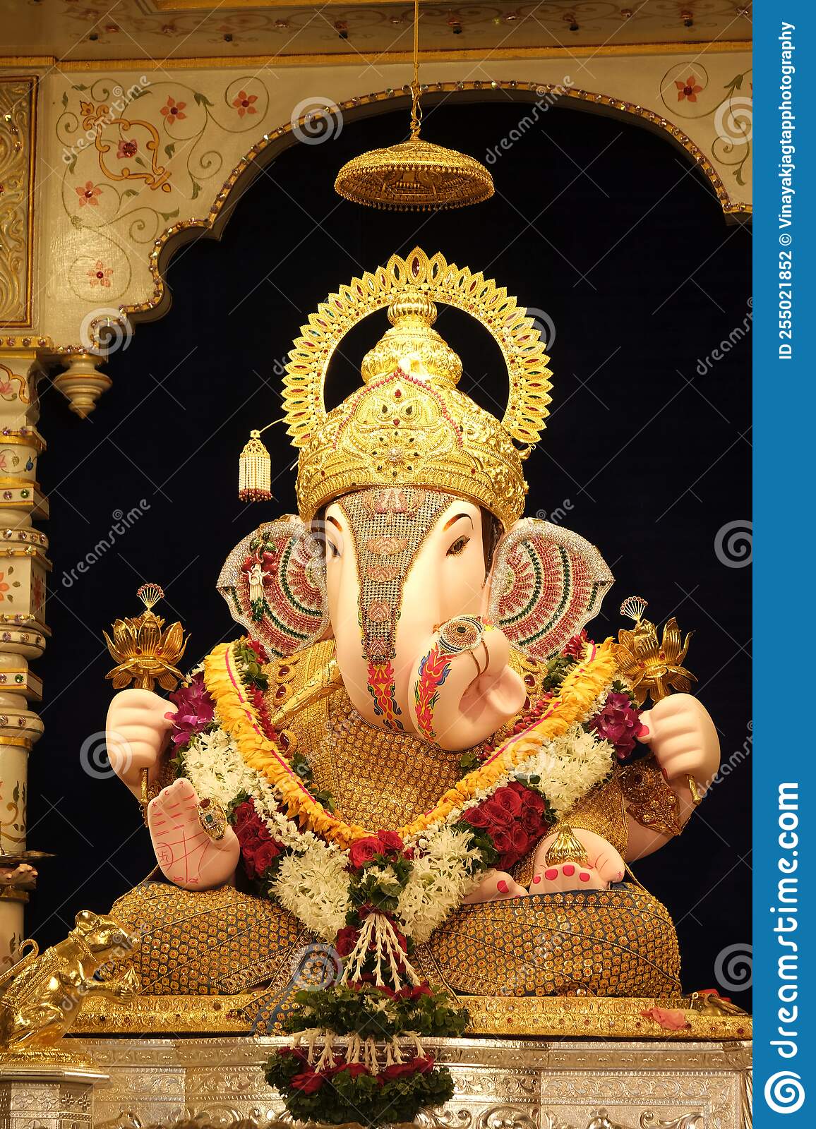 Download Free 100 + dagdusheth ganpati wallpapers mobile