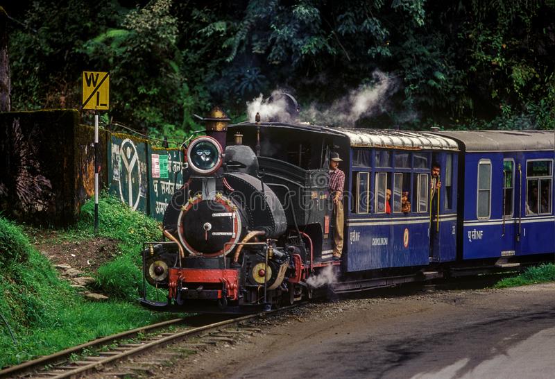 R schwarze dampf trieb darjeeling toy train an redaktionelles stockfoto