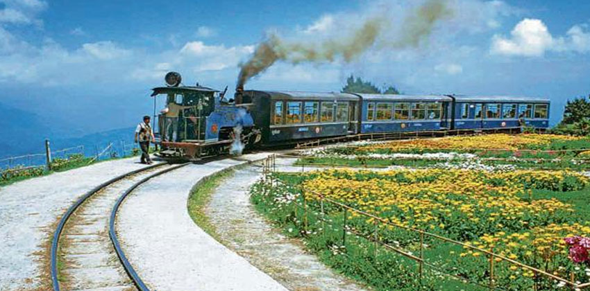 Darjeelings toy train india tours indian tour planners