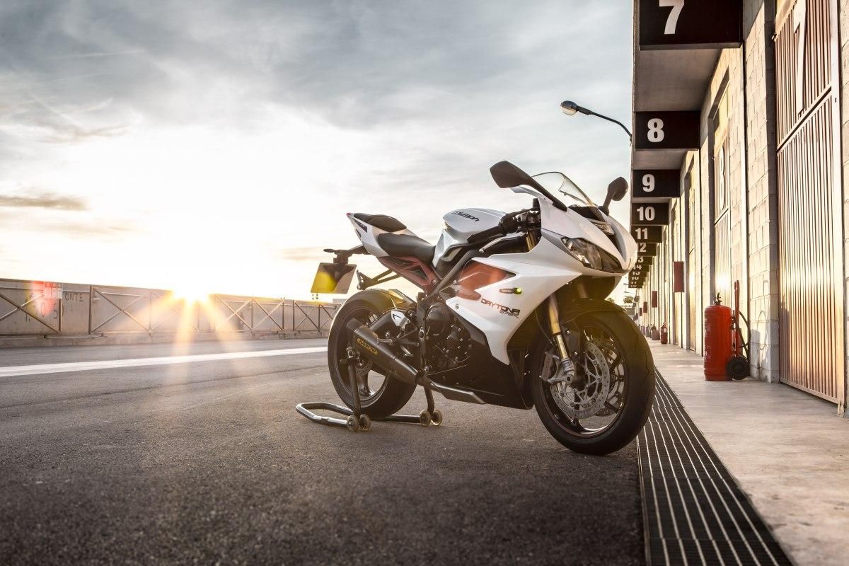 Triumph Daytona РѕР±РѕРё