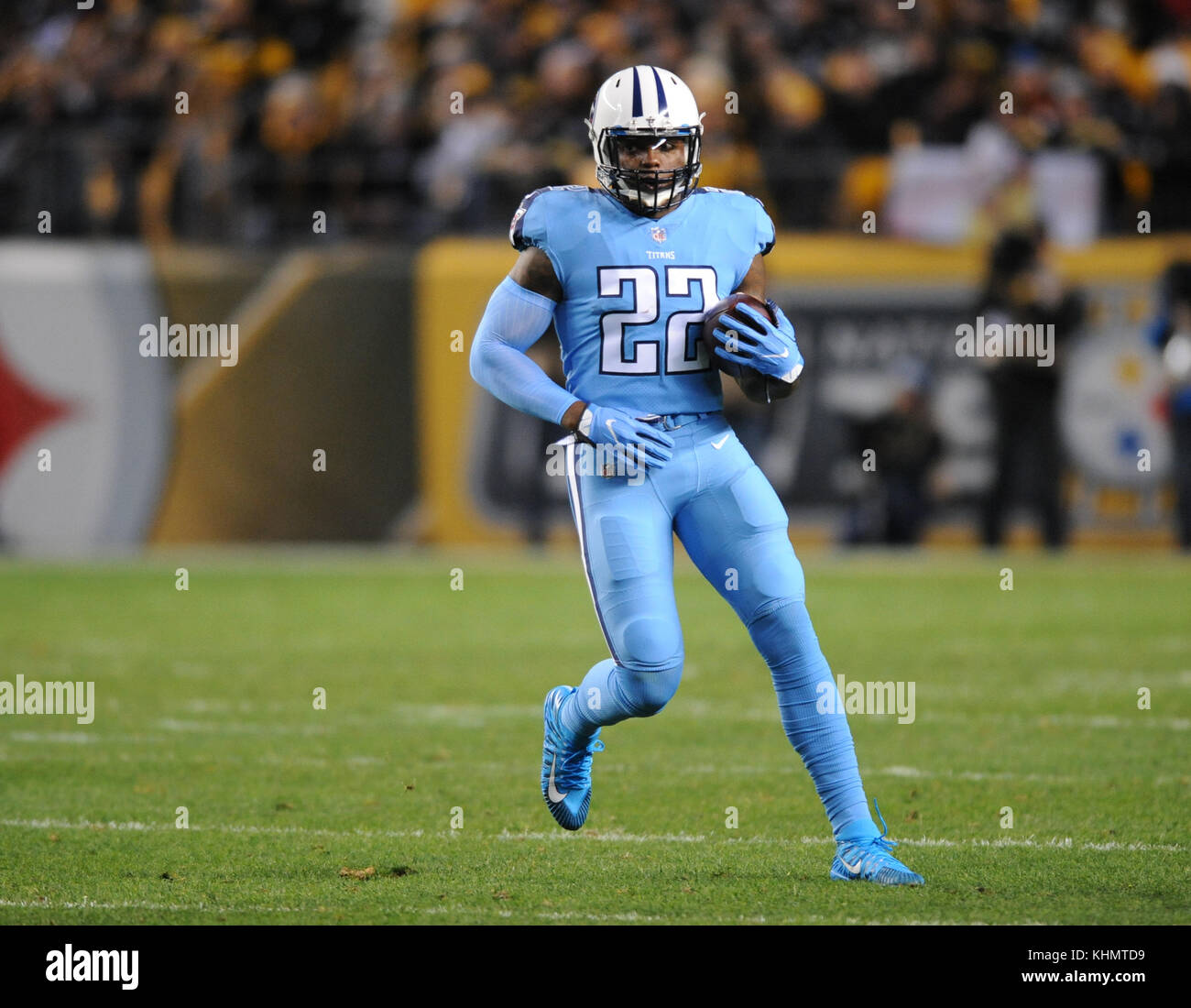 Nov th titans derrick henry during the tennessee titans vs pittsburgh steelers game at heinz field in pittsburgh pa jason pohuskicsm stock photo