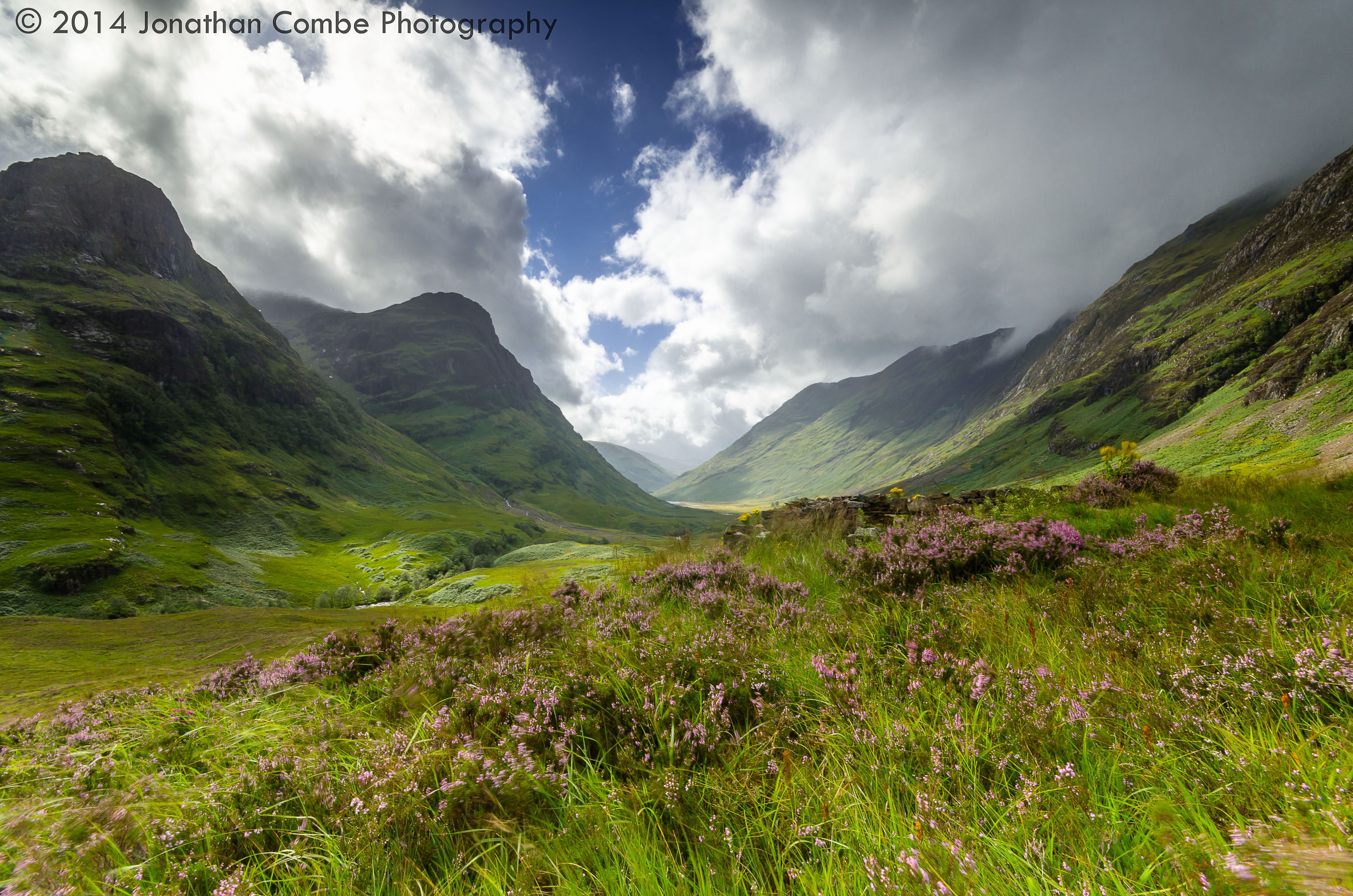 Green mountains during day time glencoe glencoe glencoe explored green mountains day time scotland landsâ scotland wallpaper green mountain hd wallpaper