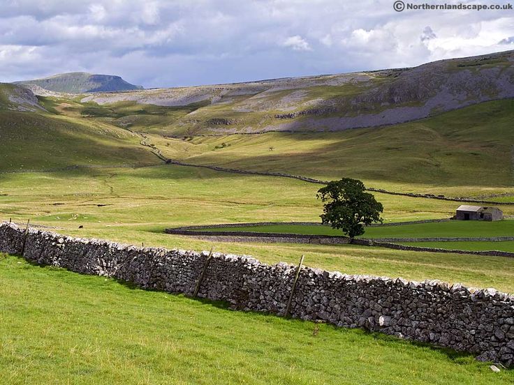 Lake district and yorkshire dales desktop wallpaper from northern landscape castles in england lake district yorkshire dales