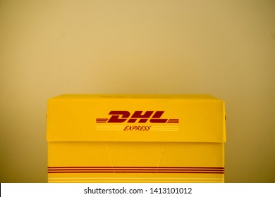 Dhl bilder stockfotos und vektorgrafiken