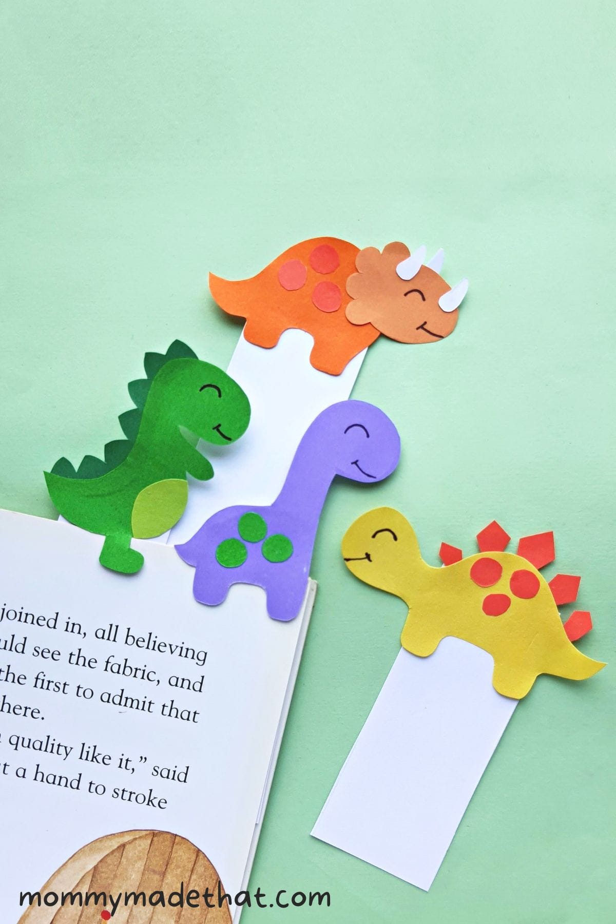 Adorable dinosaur bookmarks with printable template