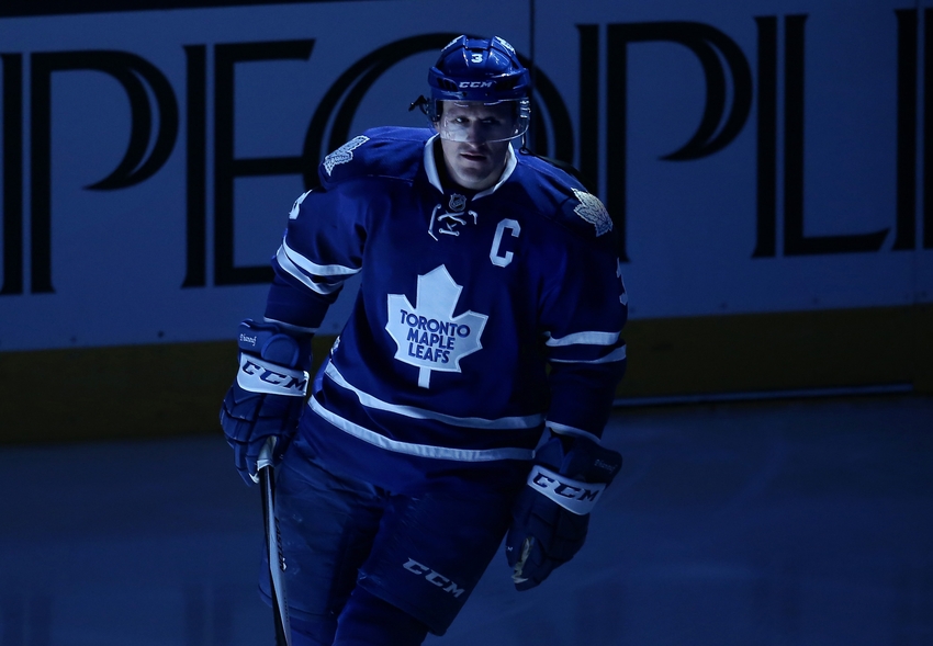 Dion phaneuf deserves respect from toronto faithful