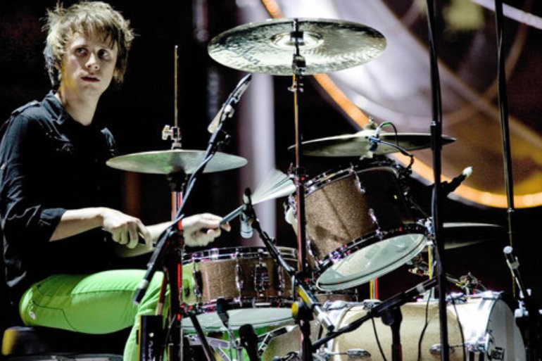 Dominic howard photos of