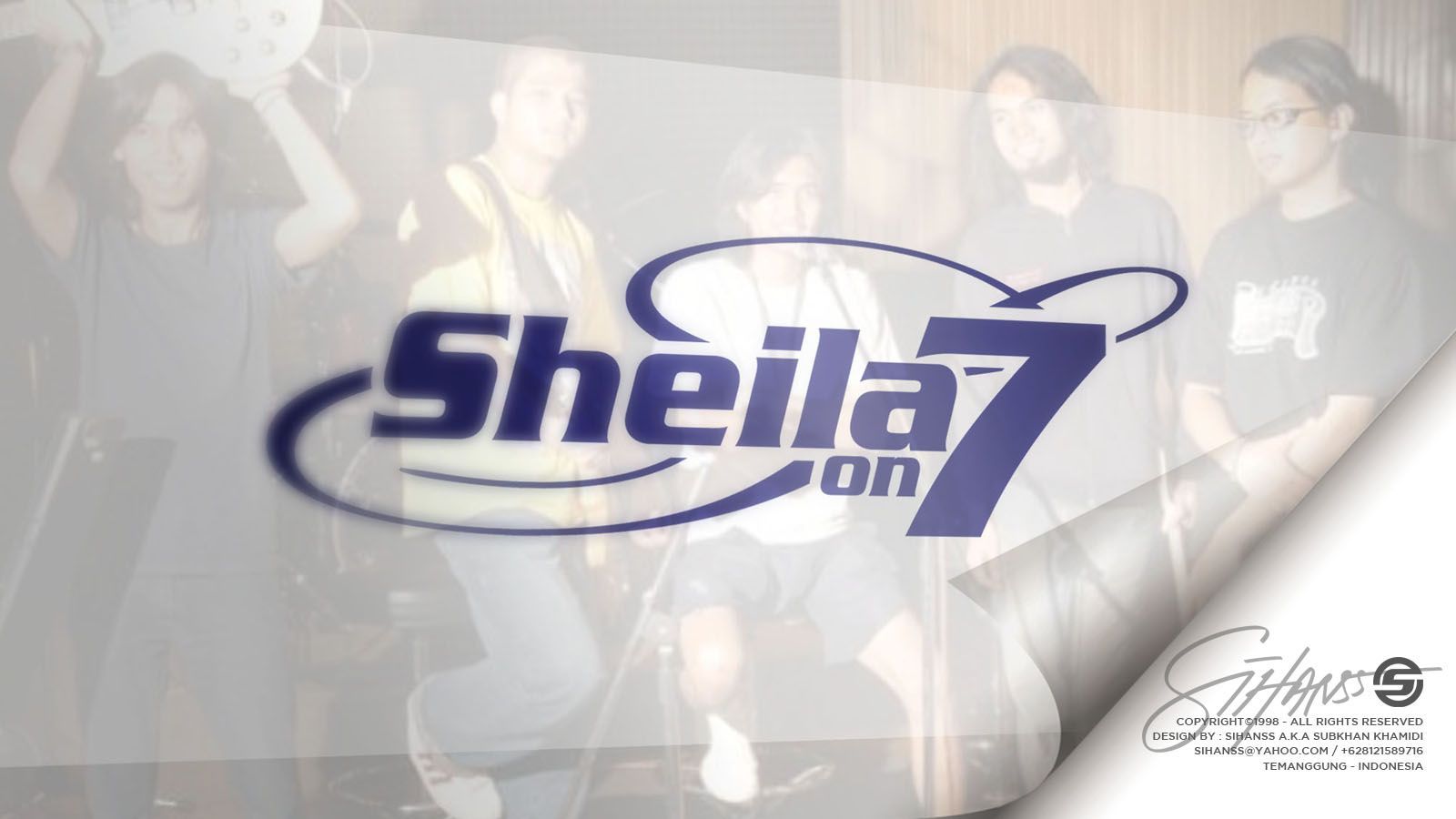 Sheila on wallpapers