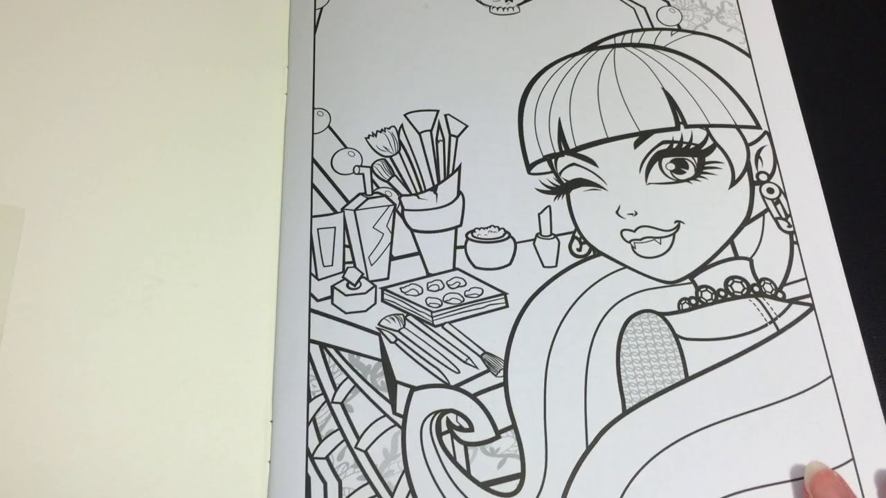 Coloring time ep monster high draculaura speed coloring page crayola