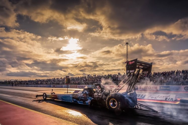 Fat Kid photography - Junior Dragster images will be ready soon visit  www.fatkidphotography.ca or Pm me for more information. Calenders for 2017  are ready now. mix images add logos ect. we can