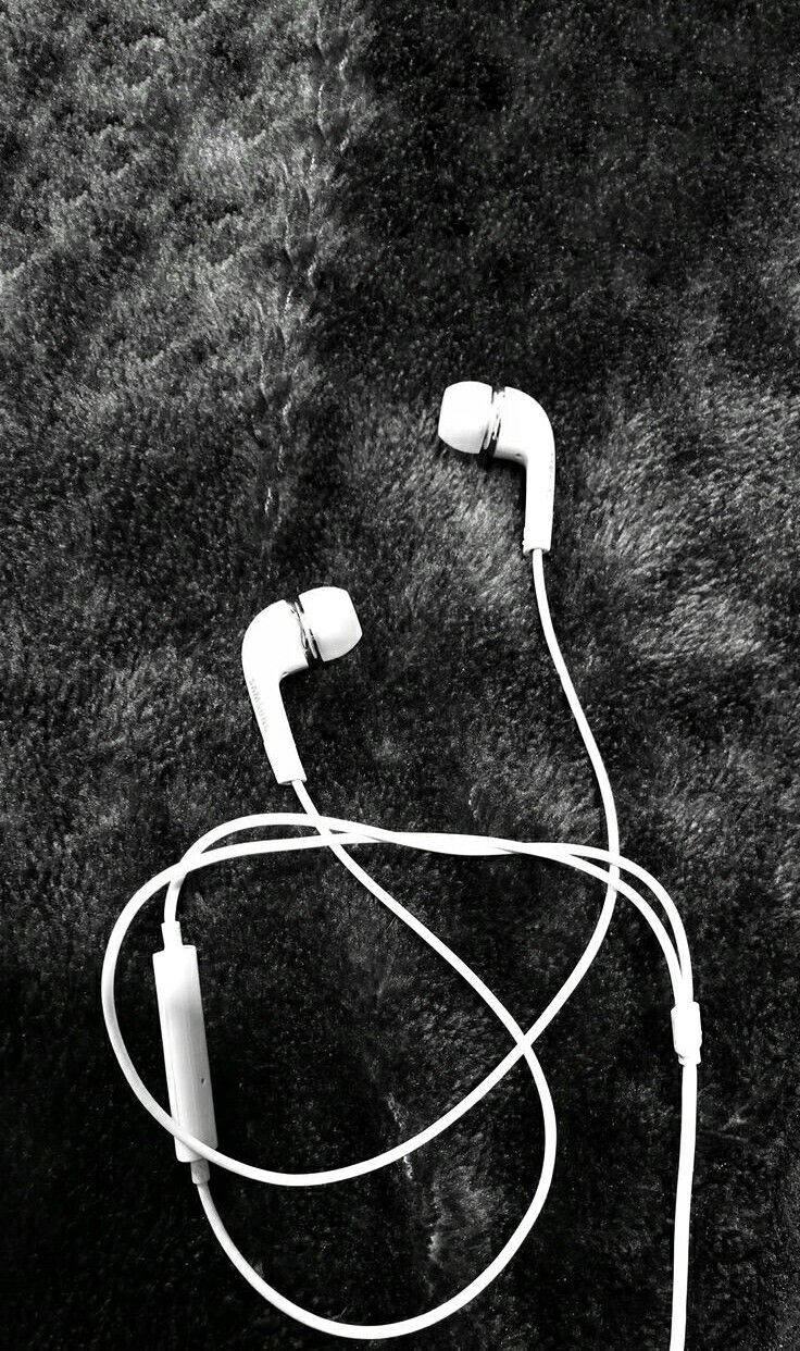 Earphones snap earphone dark wallpaper snaps