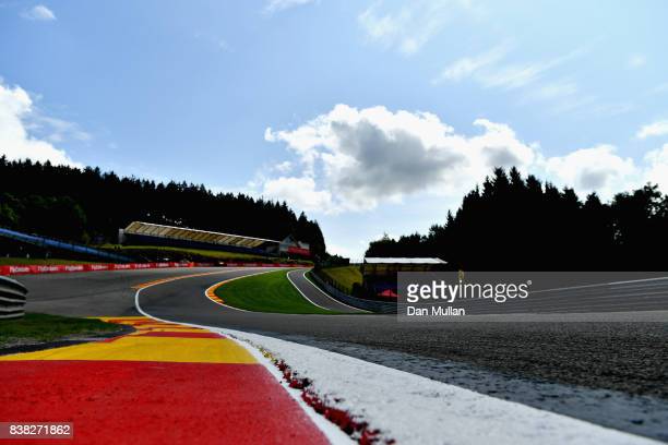 Eau rouge photos and premium high res pictures