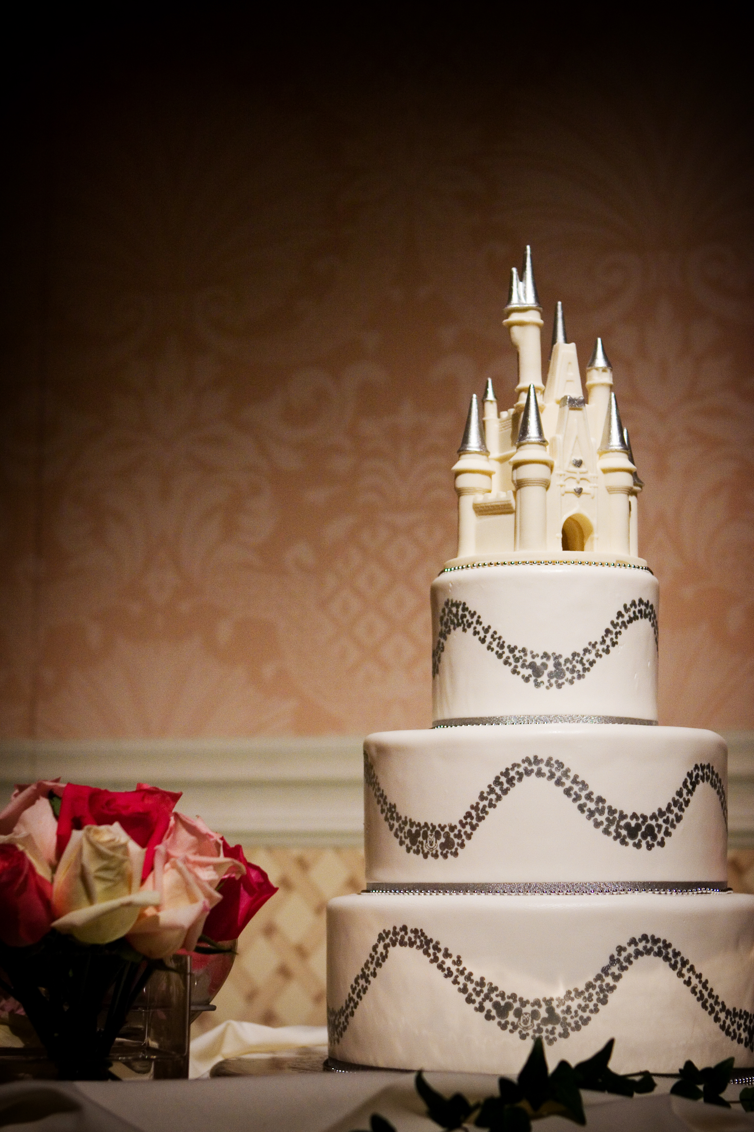 Disneys fairy tale weddings cake styles pricing â fairytale weddings guide